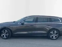 Usado Volvo V60 Core 2025 Gris Familiar