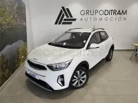 Usado Kia Stonic 100 CV (73 kW) 2022 Blanco SUV