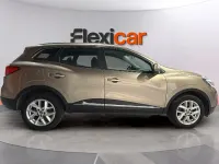 Usado Renault Kadjar Life 130 CV (95 kW) 2017 Marrón SUV