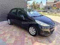 Usado Peugeot 207 95 CV (69 kW) 2011 Negro Berlina