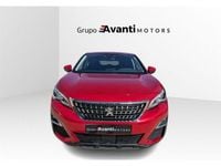 Usado Peugeot 3008 Access 131 CV (96 kW) 2017 Rojo Monovolumen