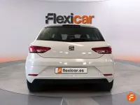 Usado Seat Leon Reference 90 CV (66 kW) 2019 Blanco Berlina