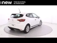 Usado Renault Clio V SE 67 CV (49 kW) 2023 Blanco Berlina
