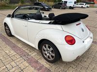 Usado VW New Beetle Cabriolet 102 CV (75 kW) 2003 Blanco Descapotable
