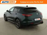 Usado Alfa Romeo Stelvio Veloce 209 CV (153 kW) 2021 Verde SUV