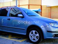 Usado Skoda Fabia 75 CV (55 kW) 2004 Azul Familiar