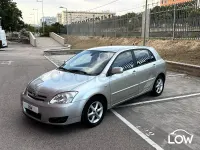 Usado Toyota Corolla Sol 90 CV (66 kW) 2005 Gris / plata Berlina