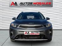 Usado Kia Stonic 84 HP (61 kW) 2023 Cinzento SUV