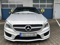 Usado Mercedes CLA220 170 CV (125 kW) 2015 Gris / plata Berlina