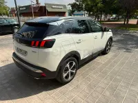 Usado Peugeot 3008 GT-line 130 CV (95 kW) 2020 Blanco SUV