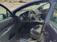 Usado Peugeot 3008 Active 120 CV (88 kW) 2012 Azul Familiar