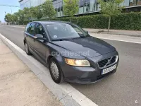 Usado Volvo V50 Momentum 136 CV (100 kW) 2007 Gris / plata Familiar