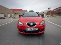 Usado Seat Altea Stylance 105 CV (77 kW) 2007 Rojo Monovolumen