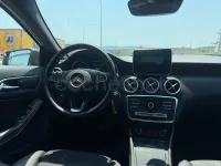 Usado Mercedes A200 Style 136 CV (100 kW) 2016 Gris / plata Utilitario
