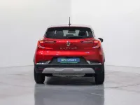 Usado Renault Captur Zen 159 HP (116 kW) 2022 Vermelho SUV