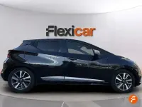 Usado Nissan Micra 92 CV (67 kW) 2021 Negro Utilitario