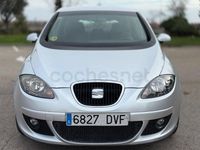 Usado Seat Toledo Sport 105 CV (77 kW) 2006 Gris / plata Utilitario