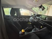 Usado Peugeot 208 Style 100 CV (73 kW) 2021 Amarillo Utilitario
