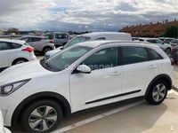 Usado Kia Niro 141 CV (103 kW) 2019 Blanco SUV