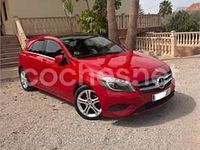 Usado Mercedes A180 Style 109 CV (80 kW) 2015 Rojo Berlina