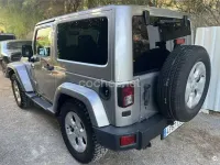 Usado Jeep Wrangler Sahara 200 CV (147 kW) 2014 Gris / plata SUV