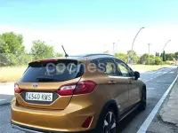 Usado Ford Fiesta Active 100 CV (73 kW) 2018 Naranja Utilitario
