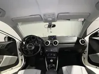 Usado Audi A1 Attraction 122 CV (89 kW) 2012 Beige Utilitario