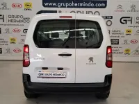 Begagnad Peugeot Rifter Access 101 HK (74 kW) 2019 Vit Minibuss