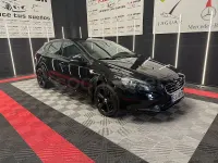 Usado Volvo V40 Kinetic 120 CV (88 kW) 2017 Negro Berlina