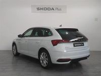 Usado Skoda Scala Selection 116 CV (85 kW) 2024 Blanco Utilitario