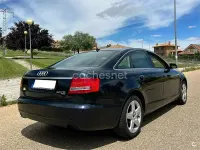Usado Audi A6 225 CV (165 kW) 2006 Azul Berlina
