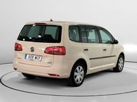 Usado VW Touran Advance 150 CV (110 kW) 2016 Beige Monovolumen
