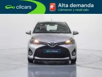 Usado Toyota Yaris City 69 CV (50 kW) 2015 Gris Utilitario
