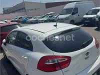 Usado Kia Rio 84 CV (61 kW) 2016 Blanco Utilitario