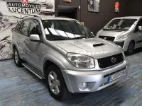 Usado Toyota RAV4 Luna 116 CV (85 kW) 2005 Gris / plata SUV