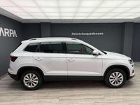 Usado Skoda Karoq Ambition 150 CV (110 kW) 2022 Blanco SUV
