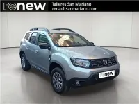 Usado Dacia Duster Comfort 100 CV (73 kW) 2022 Gris / plata SUV