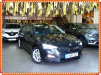 Usado Skoda Scala Ambition 110 CV (80 kW) 2022 Negro Utilitario