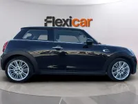 Usado Mini ONE 102 CV (75 kW) 2020 Negro Utilitario