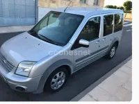 Usado Ford Tourneo Connect Trend 115 CV (84 kW) 2013 Gris / plata Monovolumen