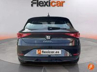 Usado Seat Leon Style 110 HP (80 kW) 2024 Preto Sedan