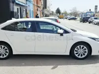 Usado Toyota Corolla Business Edition 122 CV (89 kW) 2022 Blanco Berlina