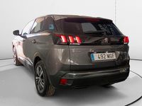 Usado Peugeot 3008 Allure 132 CV (97 kW) 2022 Gris SUV