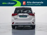 Usado Mitsubishi Outlander P-HEV 224 CV (164 kW) 2021 Blanco SUV