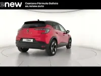 Usado Renault Captur Techno 100 CV (73 kW) 2025 Rojo SUV