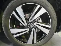 Usado VW T-Roc R-line 150 CV (110 kW) 2024 Negro SUV