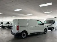 Usado Toyota Proace Business Edition 101 CV (74 kW) 2020 Blanco Monovolumen
