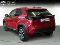 Usado Toyota Yaris Cross Active 131 CV (96 kW) 2025 Rojo SUV