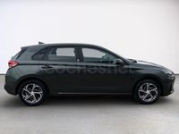 Usado Hyundai i30 N Line 120 CV (88 kW) 2022 Gris / plata Berlina