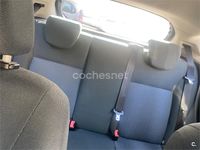 Usado Ford Fiesta Trend 82 CV (60 kW) 2011 Blanco Berlina